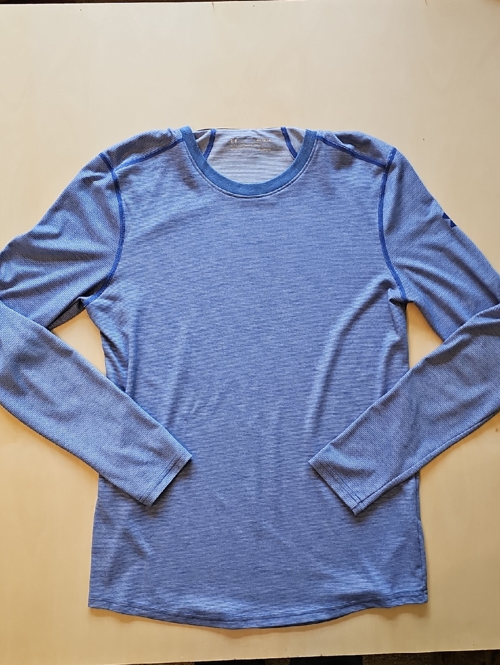 Under Armour Men's Long-Sleeve Crewneck Shirt - Light Blue